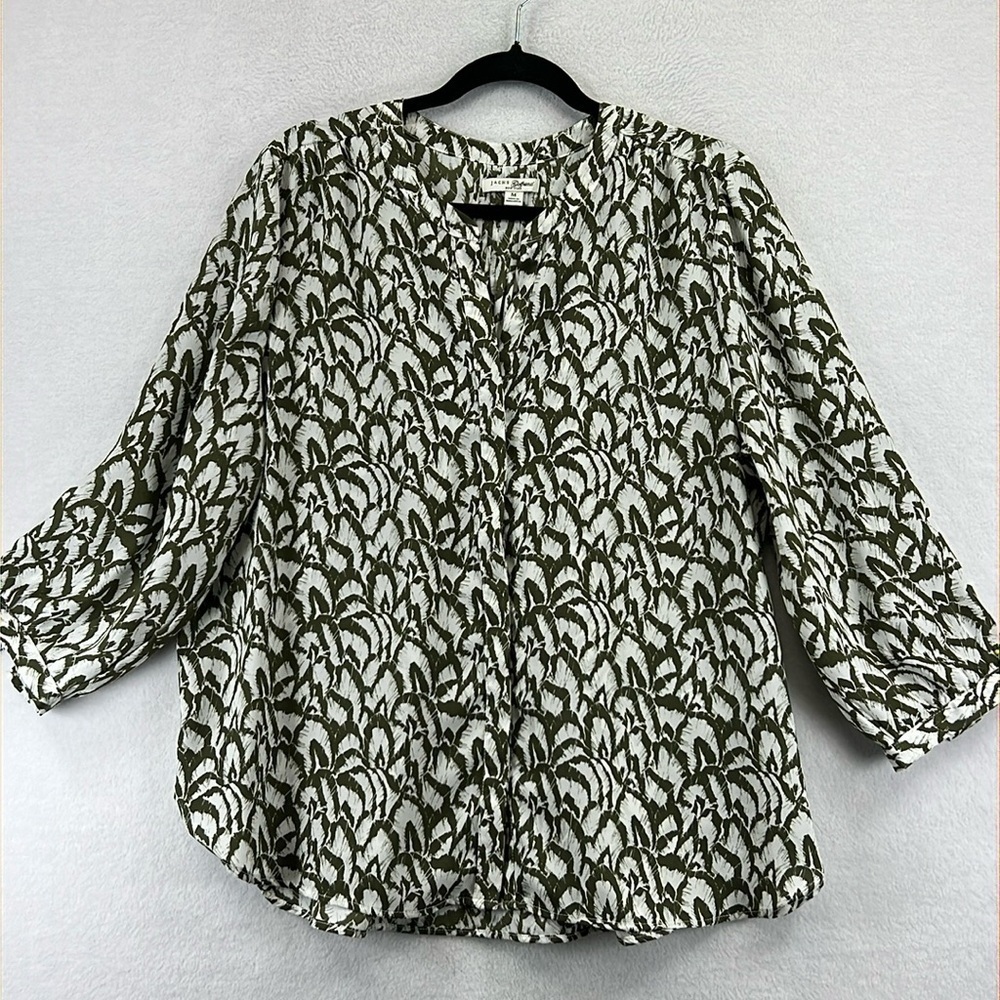 Jach’s Girlfriend Blouse Sz M Olive & Cream Polyester Button Front 3/4 Like New